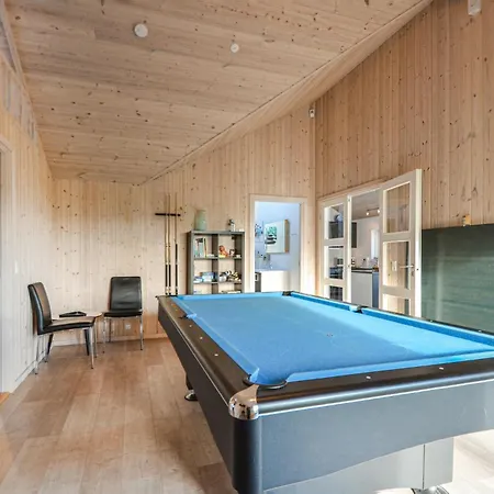 Beautiful Home In Ebeltoft With Sauna Prázdninový dům Ebeltoft