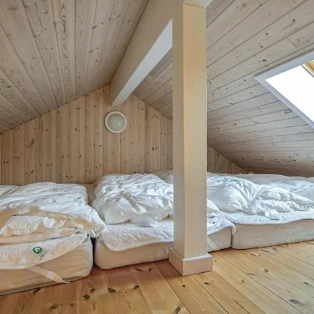 Prázdninový dům Beautiful Home In Ebeltoft With Sauna Ebeltoft