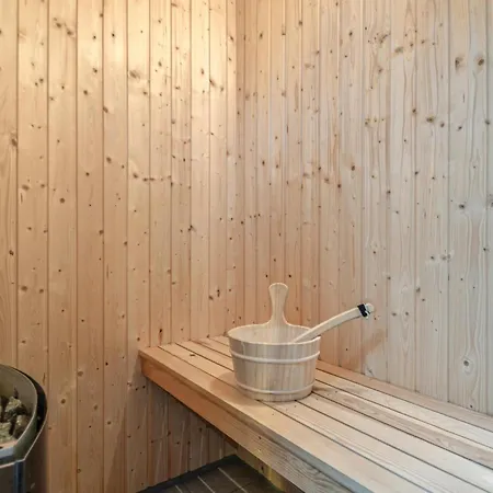 Beautiful Home In Ebeltoft With Sauna Ebeltoft